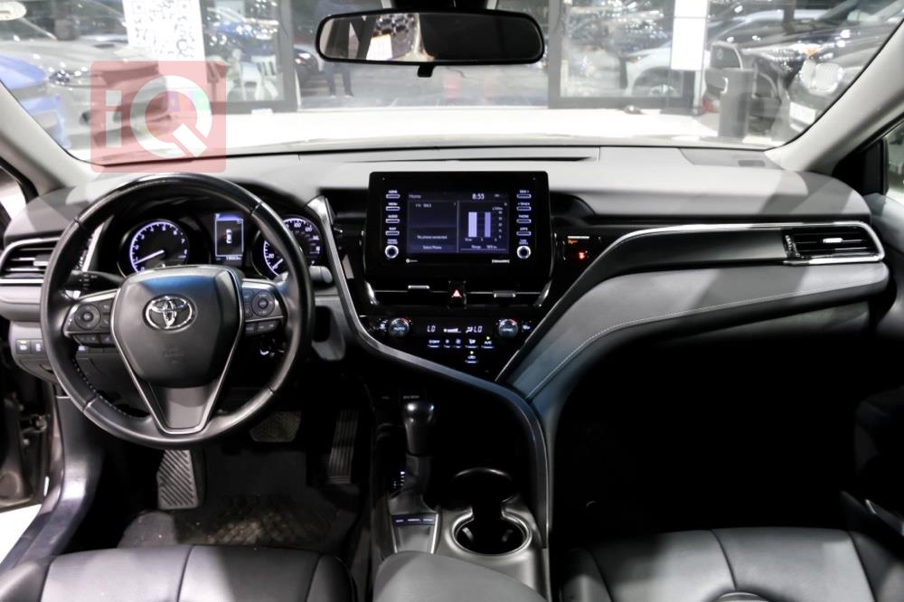 تۆیۆتا کامری